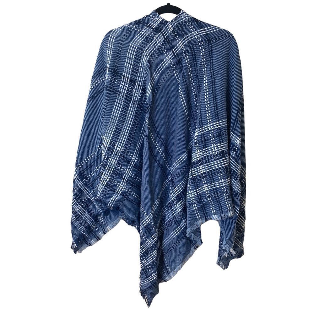 🎉LC Lauren Conrad Blue Plaid Wrap Shawl - Picture 5 of 9